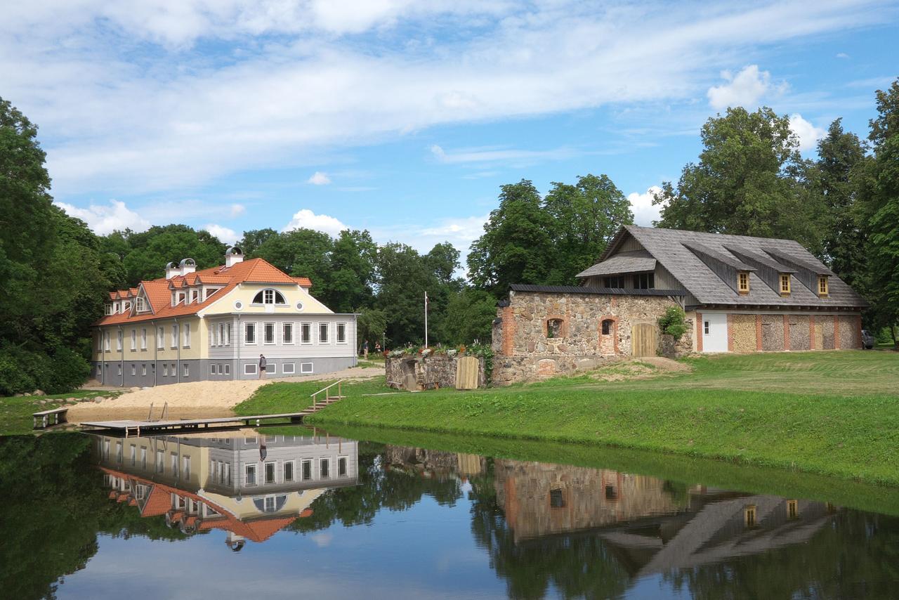 Botique & Spa Hotel Berkenes Manor Ziedkalne Exterior photo
