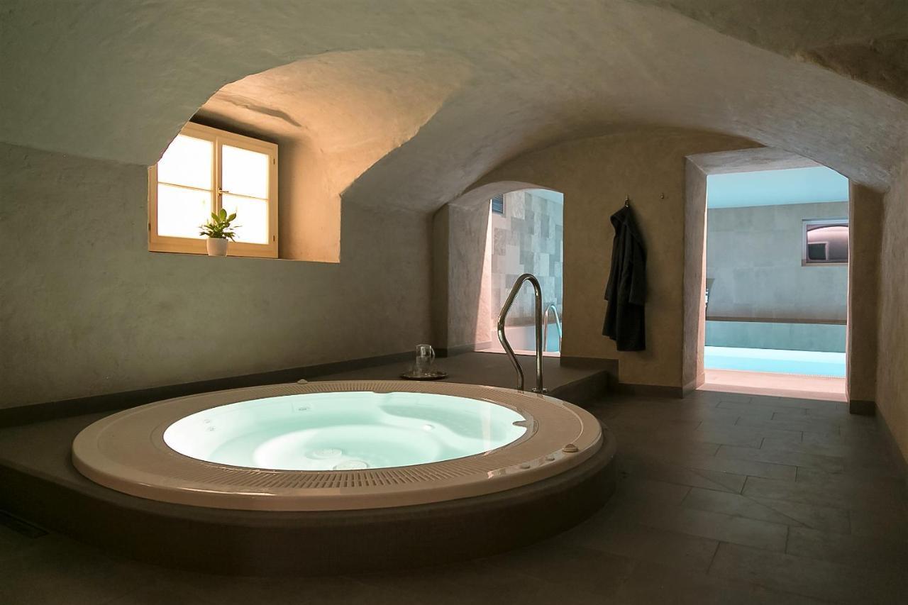 Botique & Spa Hotel Berkenes Manor Ziedkalne Exterior photo